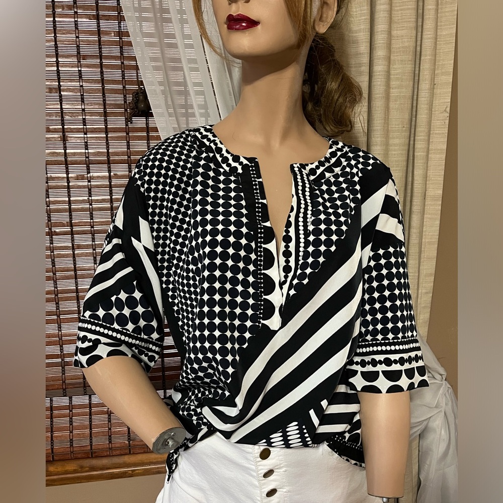 Liz Claiborne black white blouse small